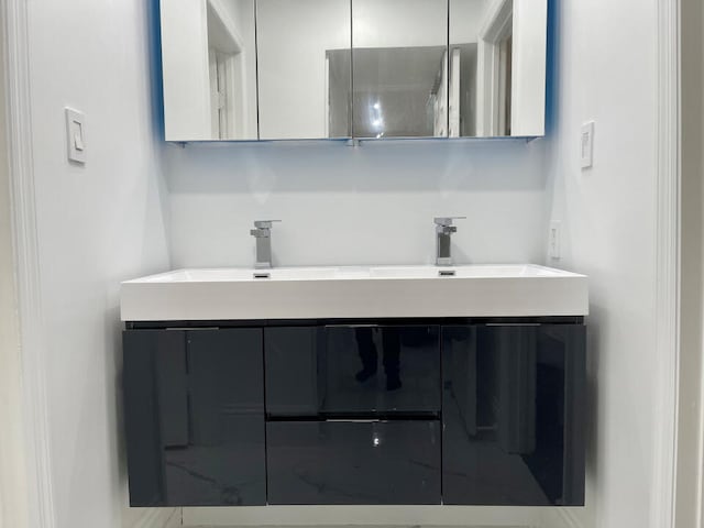 3100 Parkway Blvd Unit 310, Kissimmee, FL 34747 - full bathroom with double vanity