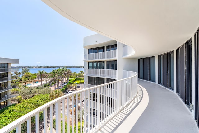 3360 S Ocean Blvd Unit 5Fii, Palm Beach, FL 33480 - balcony with a water view