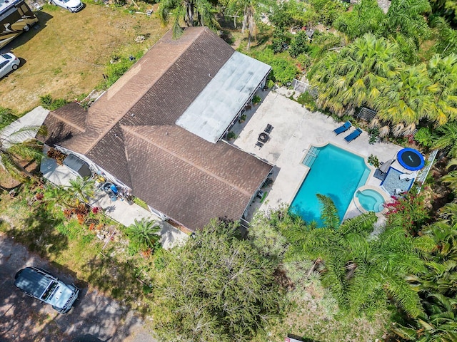 view from above of property featuring a pool