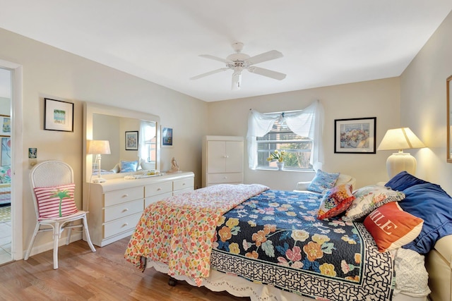 5200 Privet B Pl Unit B, Delray Beach, FL 33484 - bedroom featuring light wood-style flooring, a ceiling fan, and baseboards
