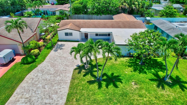 aerial view of property and surrounding area