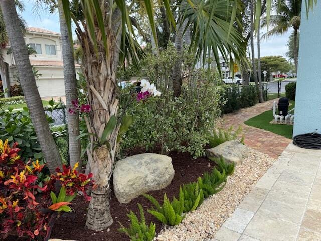 40 Country Lake Cir, Boynton Beach, FL 33436 - view of yard with fence