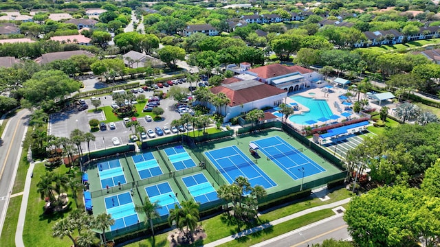 bird's eye view of a pool area