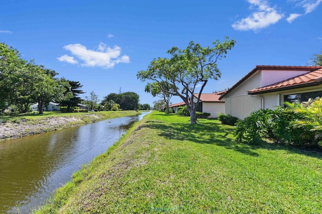 6120 Kings Gate Cir, Delray Beach, FL 33484 - view of green lawn with a water view