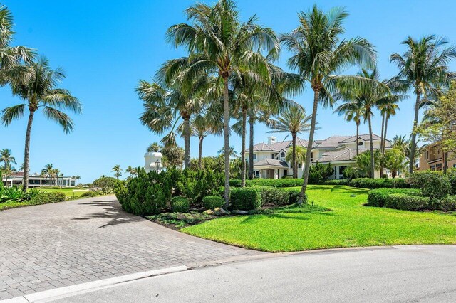 3066 SE Dune Dr, Stuart, FL 34996 - view of community featuring a lawn