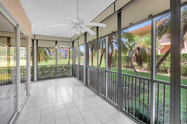 7655 Cinebar Dr Unit 105, Boca Raton, FL 33433 - unfurnished sunroom featuring ceiling fan