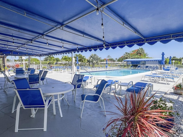 195 High Point Ter E Unit C, Delray Beach, FL 33445 - community pool with fence and a patio