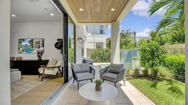 1105 NE 2nd Ave, Delray Beach, FL 33444 - balcony with a patio