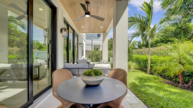 1105 NE 2nd Ave, Delray Beach, FL 33444 - sunroom / solarium featuring ceiling fan