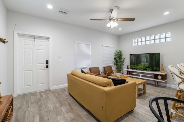 18 S D St, Lake Worth Beach, FL 33460 - living room with ceiling fan, light wood-style floors, recessed lighting, and baseboards
