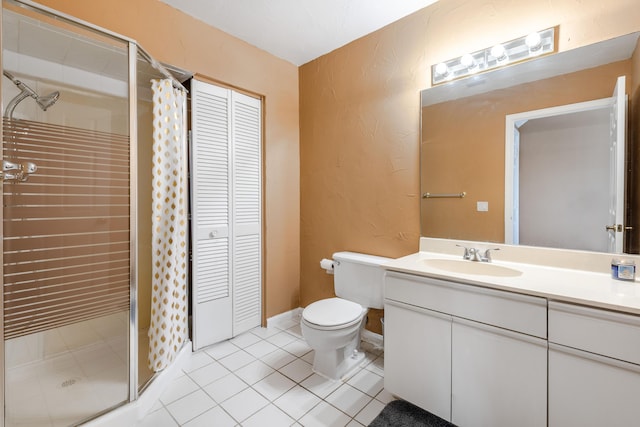 1915 Capeside Cir, Wellington, FL 33414 - bathroom featuring a stall shower, vanity, toilet, a closet, and a textured wall