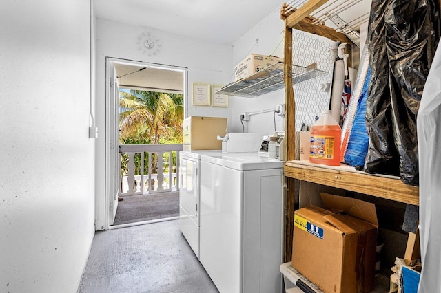 19 Islewood A 19, Deerfield Beach, FL 33442 - clothes washing area featuring washing machine and dryer