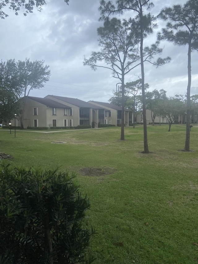 719 Sunny Pine Way Unit G1, Greenacres, FL 33415 - view of grassy yard