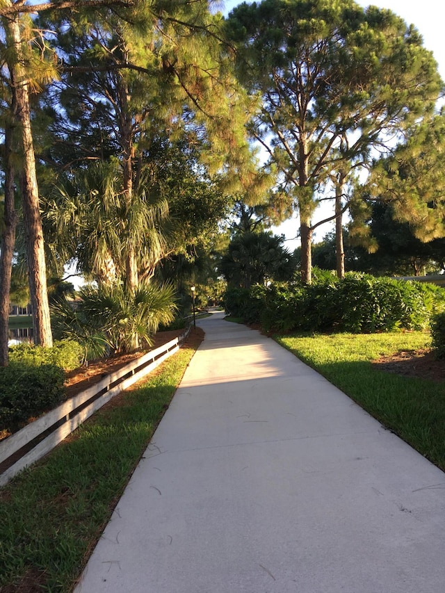 378 NW Sherry Ln, Port Saint Lucie, FL 34986 - view of surrounding community