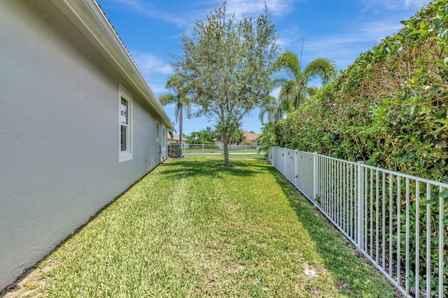 1236 SE Conference Cir, Stuart, FL 34997 - view of fenced backyard