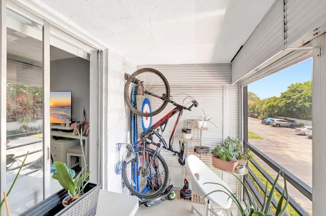 1124 NW 13th St Unit 208, Boca Raton, FL 33486 - view of sunroom / solarium