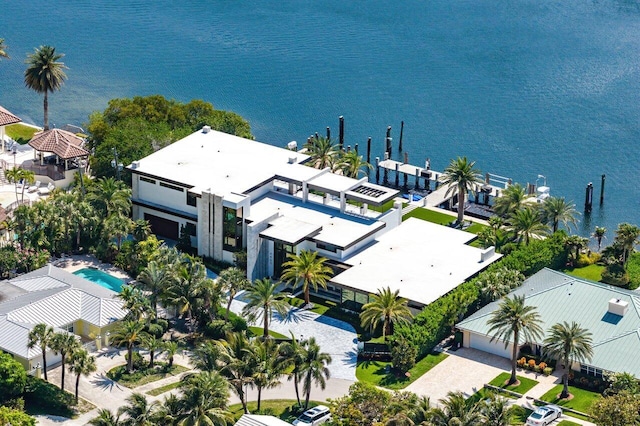 4460 NE 31st Ave, Lighthouse Point, FL 33064 - bird's eye view of a nearby body of water