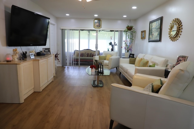 521 Sandpiper Cir, Delray Beach, FL 33445 - living area with light wood finished floors and recessed lighting