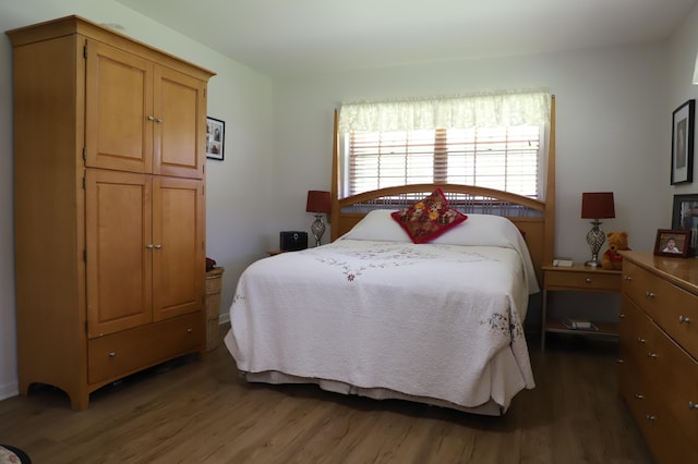 521 Sandpiper Cir, Delray Beach, FL 33445 - bedroom featuring wood finished floors