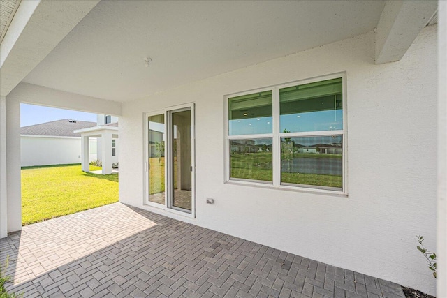 3527 Angler Dr, Fort Pierce, FL 34946 - view of patio / terrace