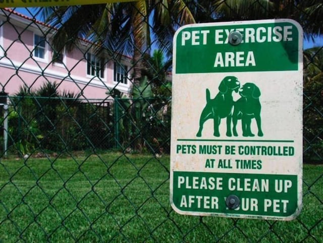 117 Yacht Club Way Unit 205, Hypoluxo, FL 33462 - exterior view of fence