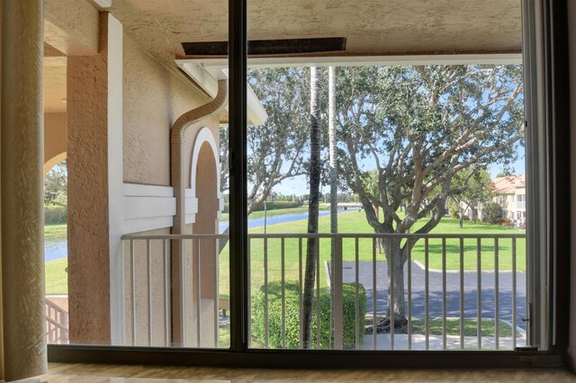5876 Regal Glen Dr Unit 209, Boynton Beach, FL 33437 - detailed view of stucco siding