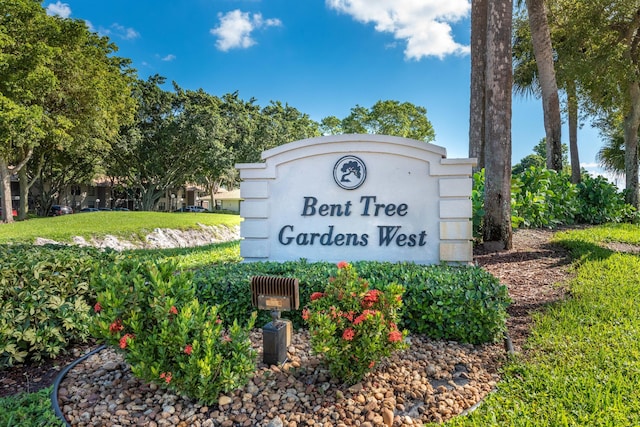 9930 Pineapple Tree Dr Unit 202, Boynton Beach, FL 33436 - view of community sign