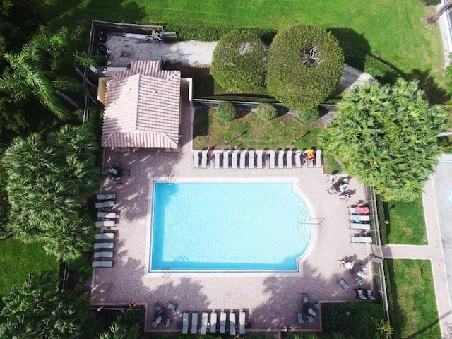 drone / aerial view of a pool area