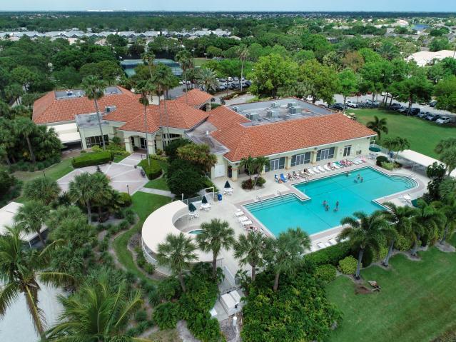 drone / aerial view of a pool