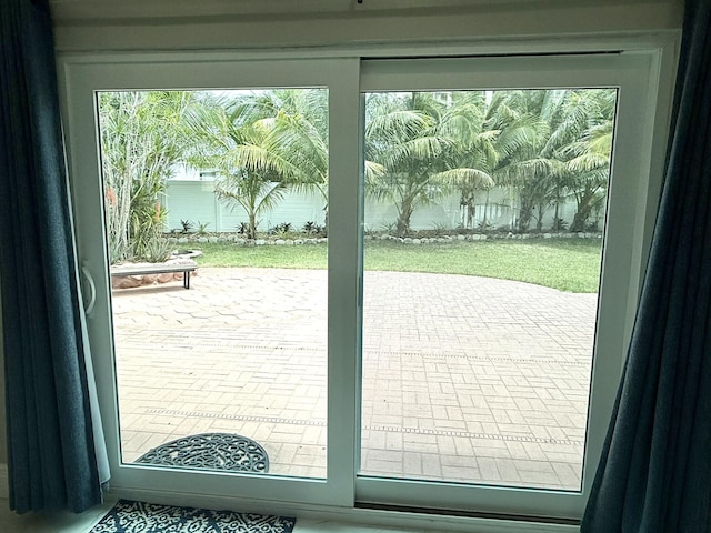 1760 Bel Air Ave, Lauderdale By The Sea, FL 33062 - view of entryway