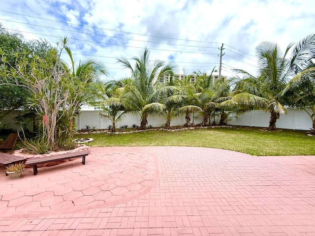 1760 Bel Air Ave, Lauderdale By The Sea, FL 33062 - view of patio