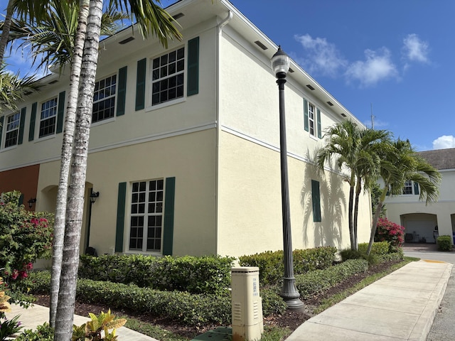 275 SW 7th Ct, Pompano Beach, FL 33060 - view of property exterior featuring stucco siding