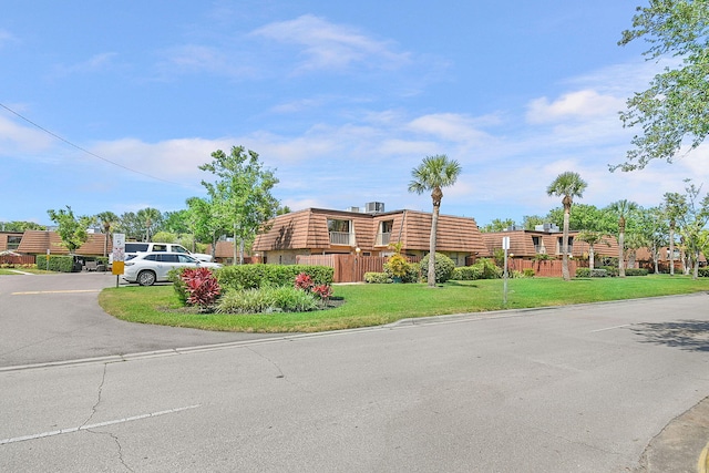 1402 Nebraska Ave Unit 3B, Fort Pierce, FL 34950 - view of front of house with a front yard