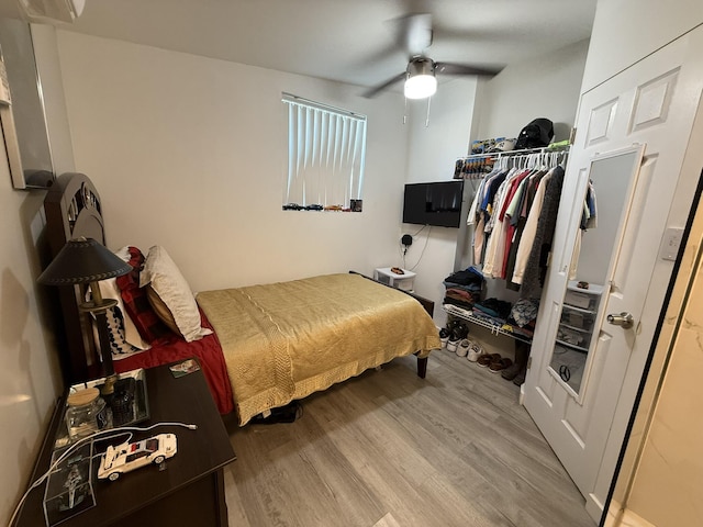 181 Morgans Way, Palm Springs, FL 33461 - bedroom featuring light wood-style floors and a ceiling fan