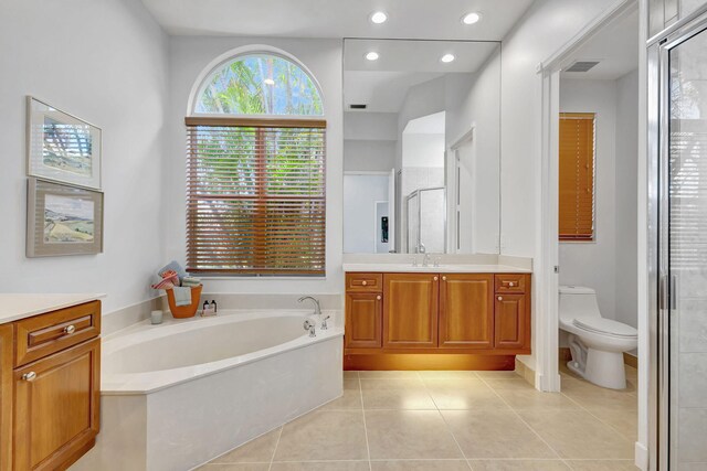 106 Sedona Way, Palm Beach Gardens, FL 33418 - kitchen featuring appliances with stainless steel finishes, a sink, light wood-style floors, ceiling fan, and recessed lighting