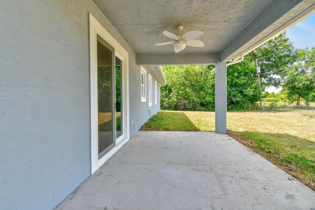 3269 NW 24th Ave, Okeechobee, FL 34972 - view of patio / terrace featuring a ceiling fan