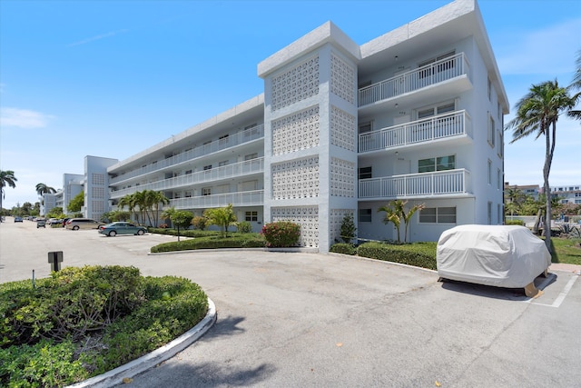 2016 S Federal Hwy Unit 206, Boynton Beach, FL 33435 - view of apartment building / complex featuring uncovered parking