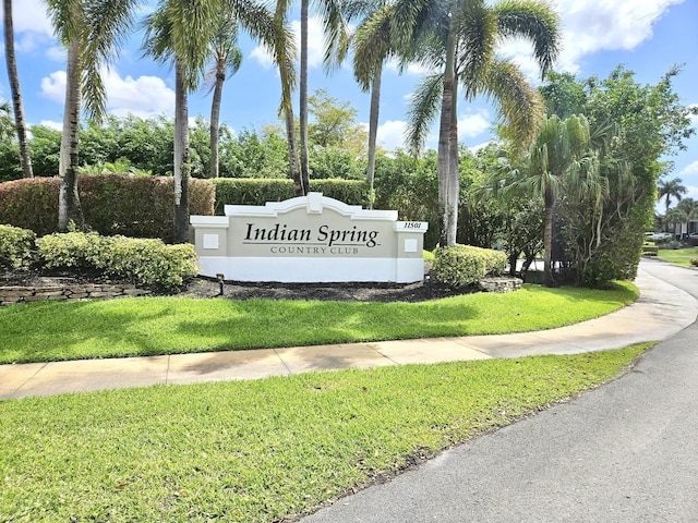 11231 Green Lake Dr Unit 104, Boynton Beach, FL 33437 - community sign featuring a yard