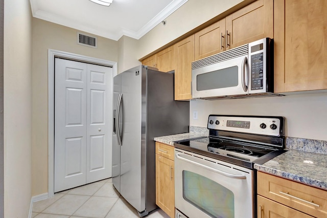 6510 Emerald Dunes Dr Unit 302, West Palm Beach, FL 33411 - kitchen featuring appliances with stainless steel finishes, crown molding, light brown cabinetry, light stone counters, and light tile patterned flooring