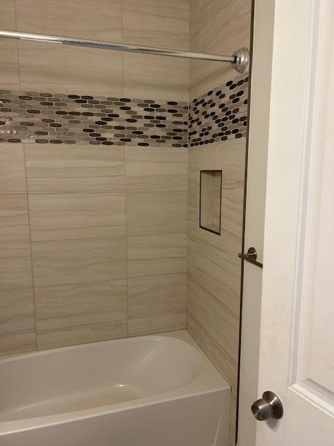 14413 71st Pl N, Loxahatchee, FL 33470 - bathroom with shower / tub combination