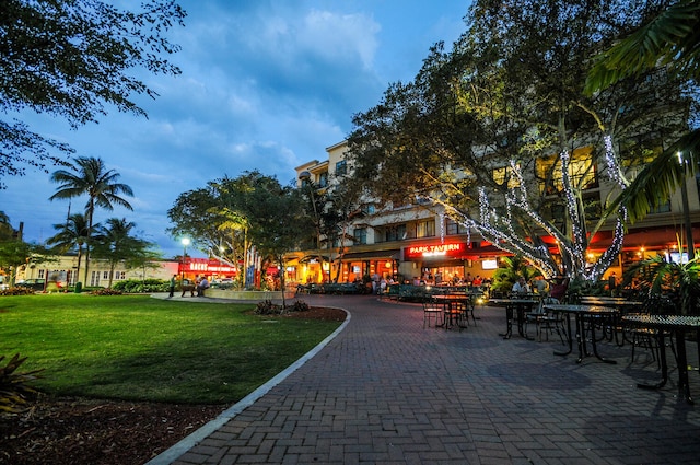 1228 George Bush Blvd Unit 4, Delray Beach, FL 33483 - view of property's community featuring a lawn