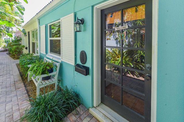 1228 George Bush Blvd Unit 4, Delray Beach, FL 33483 - entrance to property with stucco siding