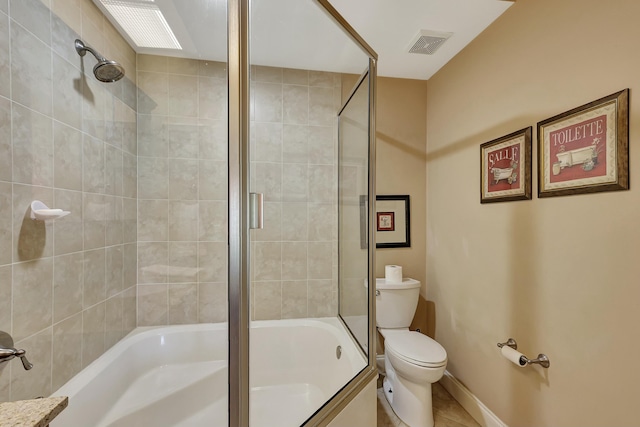 212 Cypress Point Dr, Palm Beach Gardens, FL 33418 - full bathroom with toilet, baseboards, and bath / shower combo with glass door