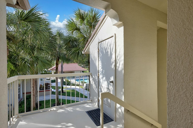 212 Cypress Point Dr, Palm Beach Gardens, FL 33418 - view of balcony