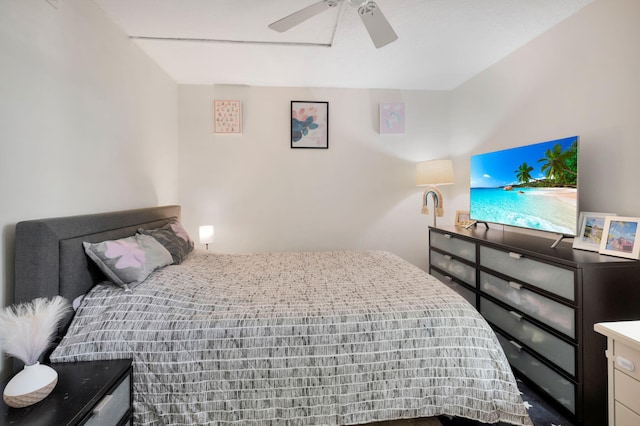 2070 Homewood Blvd Unit 1115, Delray Beach, FL 33445 - bedroom with a ceiling fan