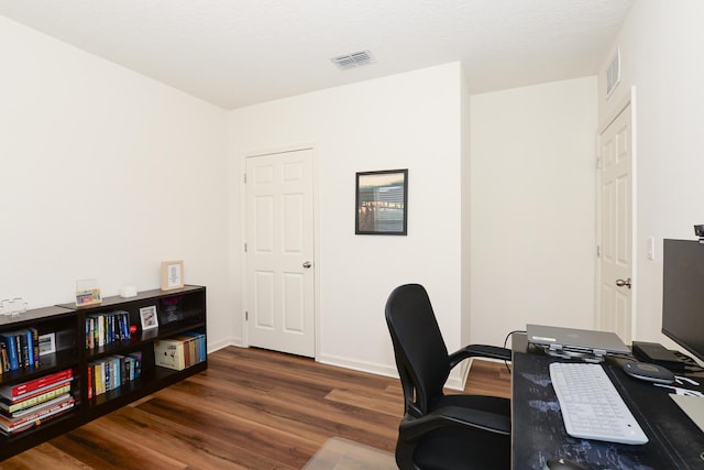 567 SW Paar Dr, Port Saint Lucie, FL 34953 - office space with wood finished floors and baseboards
