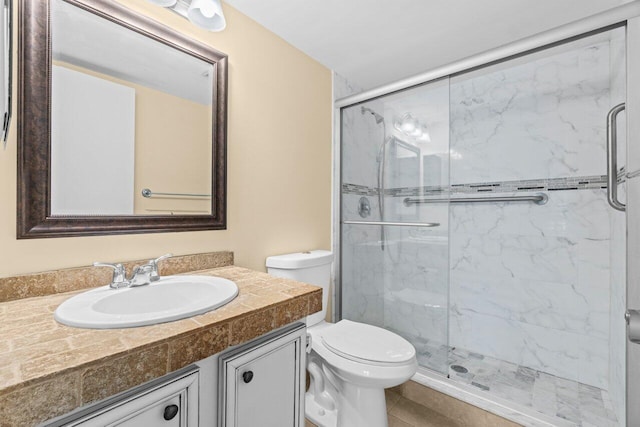 629 Sea Pine Way Unit D1, Greenacres, FL 33415 - full bath with a marble finish shower, toilet, and vanity