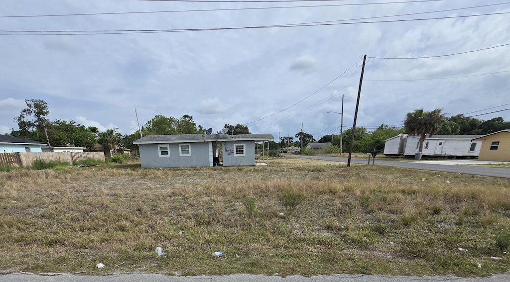 2520 42nd Pl, Vero Beach, FL 32967
