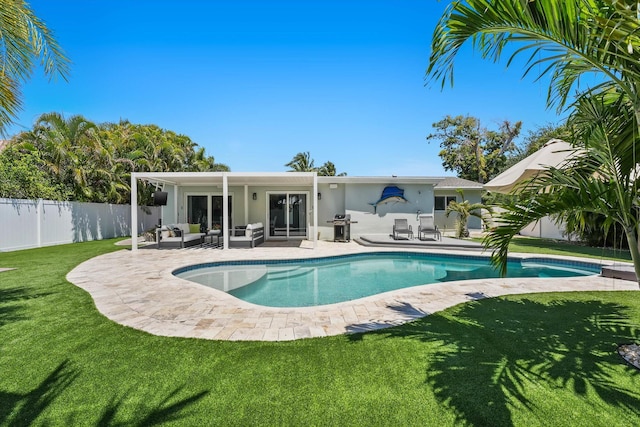 1096 SW 16th St, Boca Raton, FL 33486 - back of property featuring an outdoor hangout area, stucco siding, and a patio area