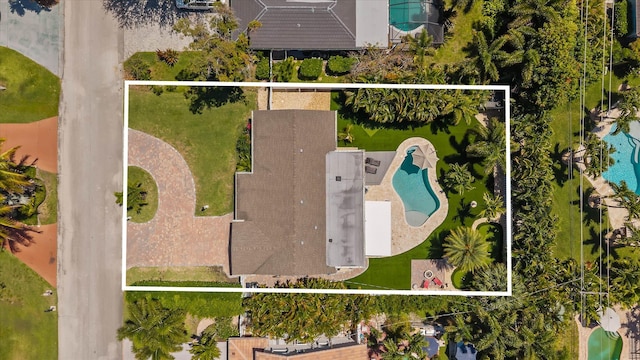 1096 SW 16th St, Boca Raton, FL 33486 - aerial view of property's location featuring a pool area and property parcel outlined